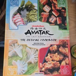 Nickelodeon Avatar The Last Airbender Cookbook – Red, Green, Blue, Orange Cover